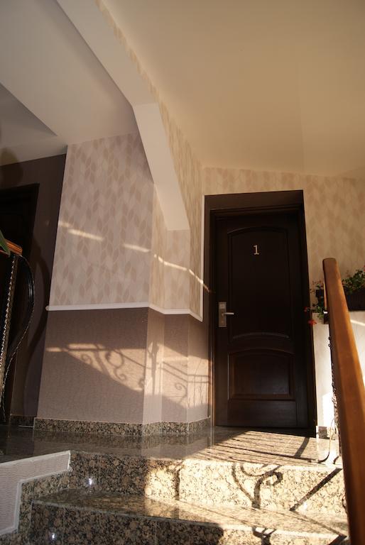 Hotel La Strada Ploieşti Eksteriør bilde